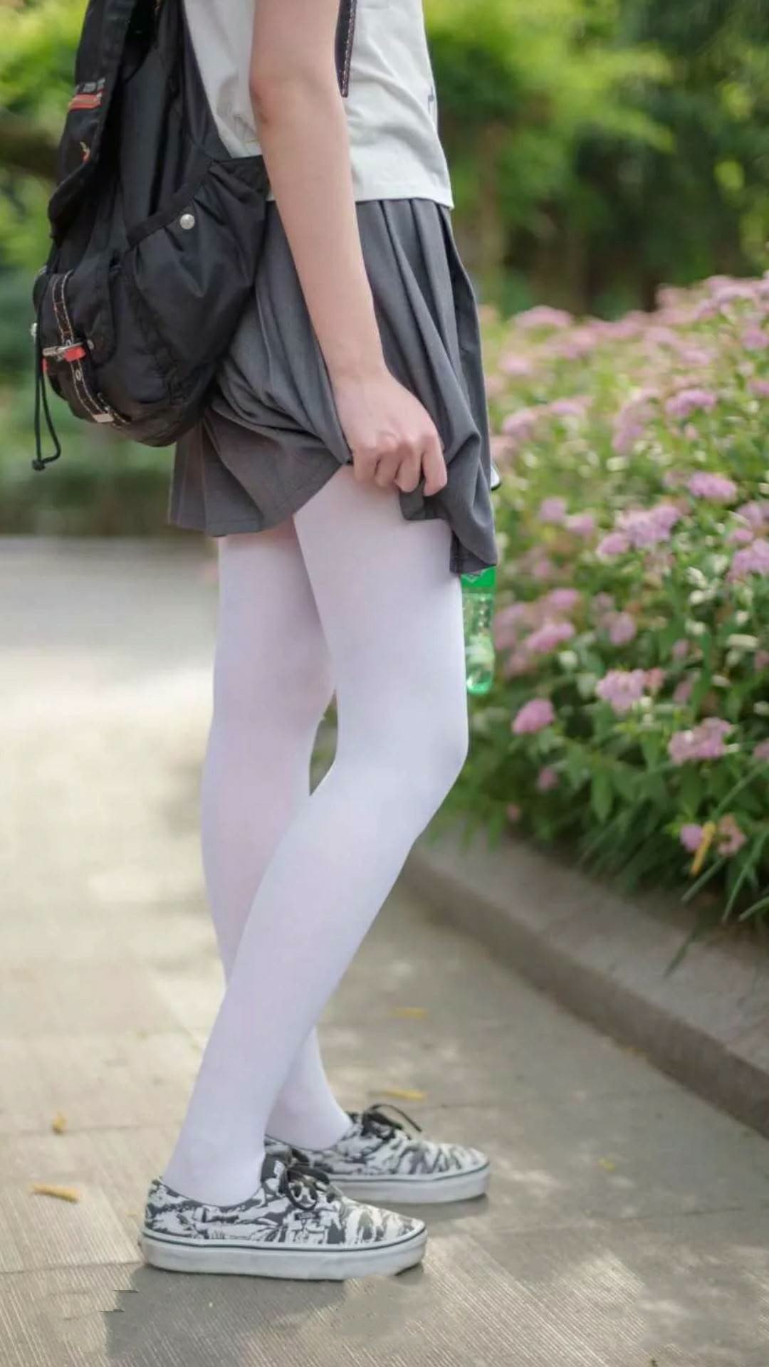 AYX体育-印度乒乓球队在男团比赛中与中国队激战，表现出色。，印度乒乓美女