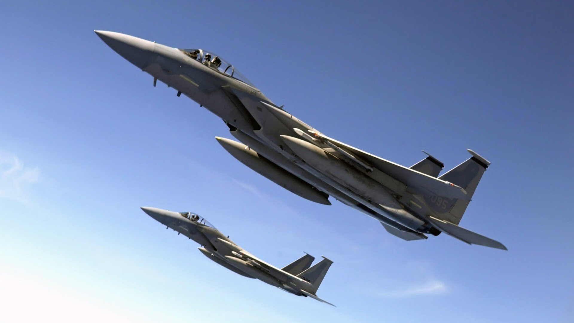 爱游戏官网-英超豪门豪掷千万，引入顶级中场助阵，英超七大传统豪门